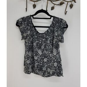 Talula aritzia babaton back and white blouse